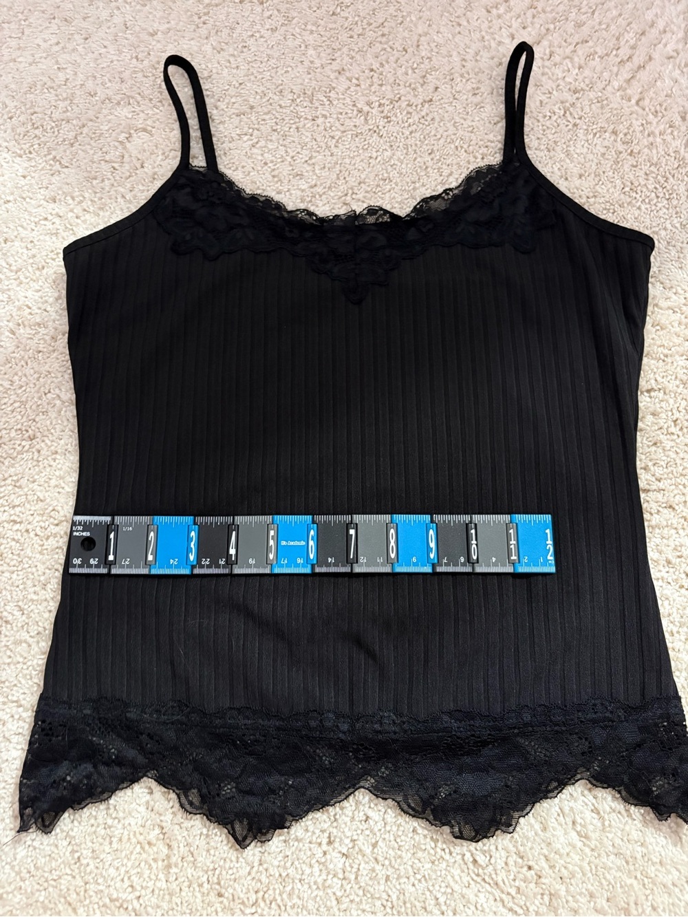 Black Lace Tank top - Picture 6 of 7